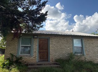 260 E County Road 271, Gonzales, TX 78629