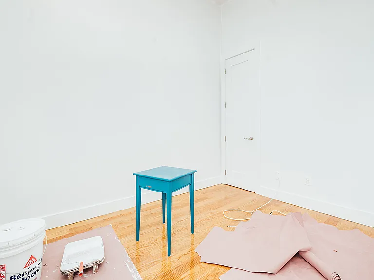 13 Humboldt St #4L — Photo 8