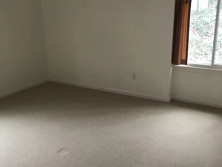 37 Spring Ct — Photo 19
