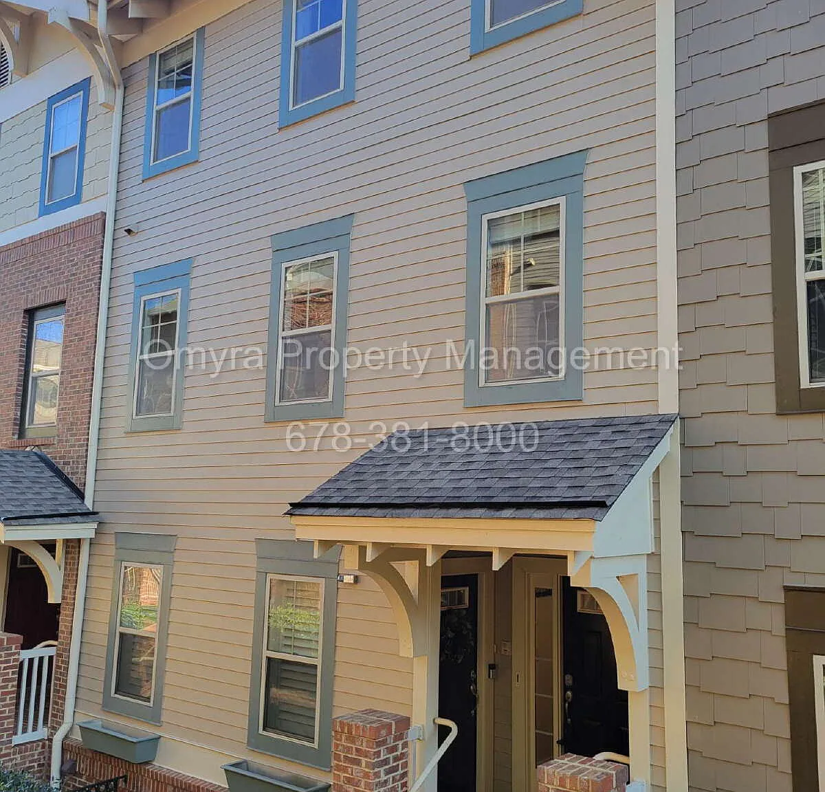 3 bed, 2.5 bath, 2454 sqft, $2,995 — Photo 1