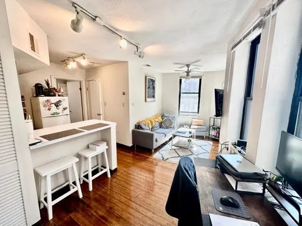 13 Charter St, Boston, MA