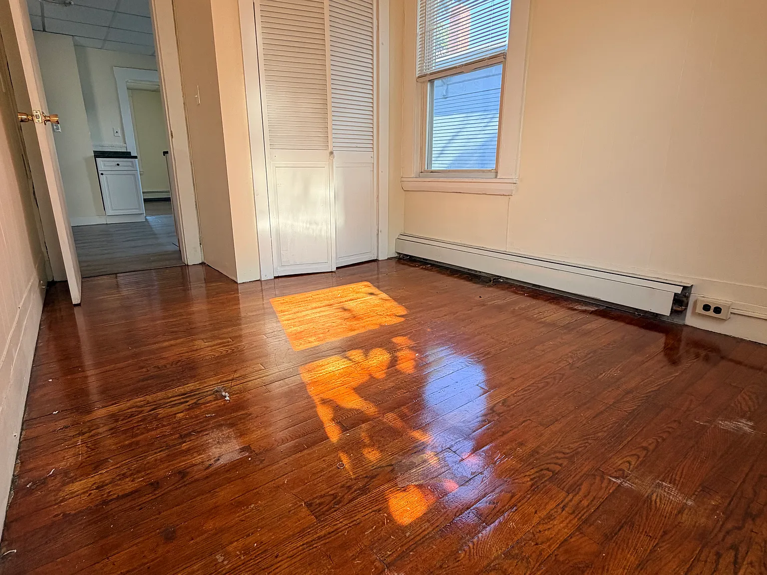 2 bed, 875 sqft, $2,800 — Photo 4