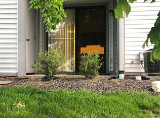 1607 Summergate Pkwy, Saint Charles, MO