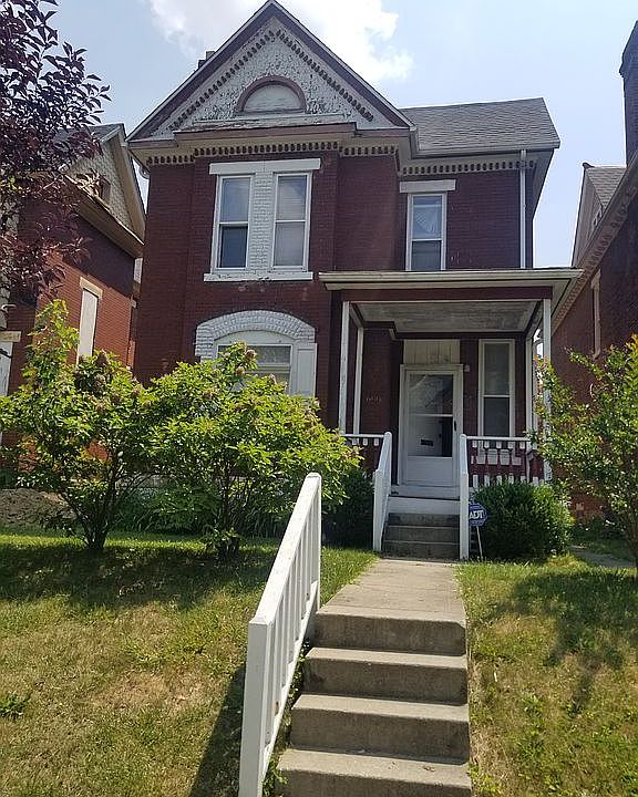 1st image of 688 S Ohio Ave