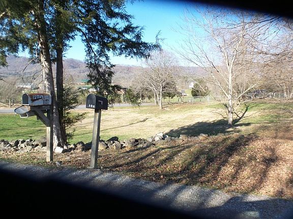 2nd image of 807 Old Highway 11w