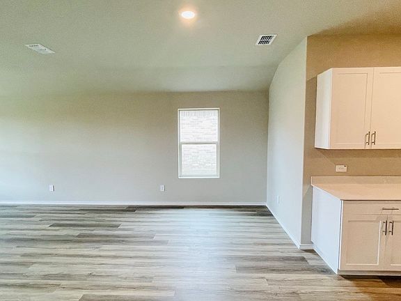 4th image of 4237 Trickling Creek Ln