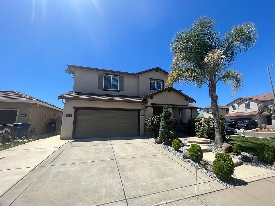 1st image of 7455 Bedford Park Way
