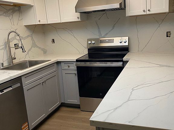 Brand new Kitchen! all new appliances, countertops, cabinets, and flooring.