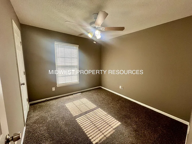902 SE Sunnyside Rd — Photo 6