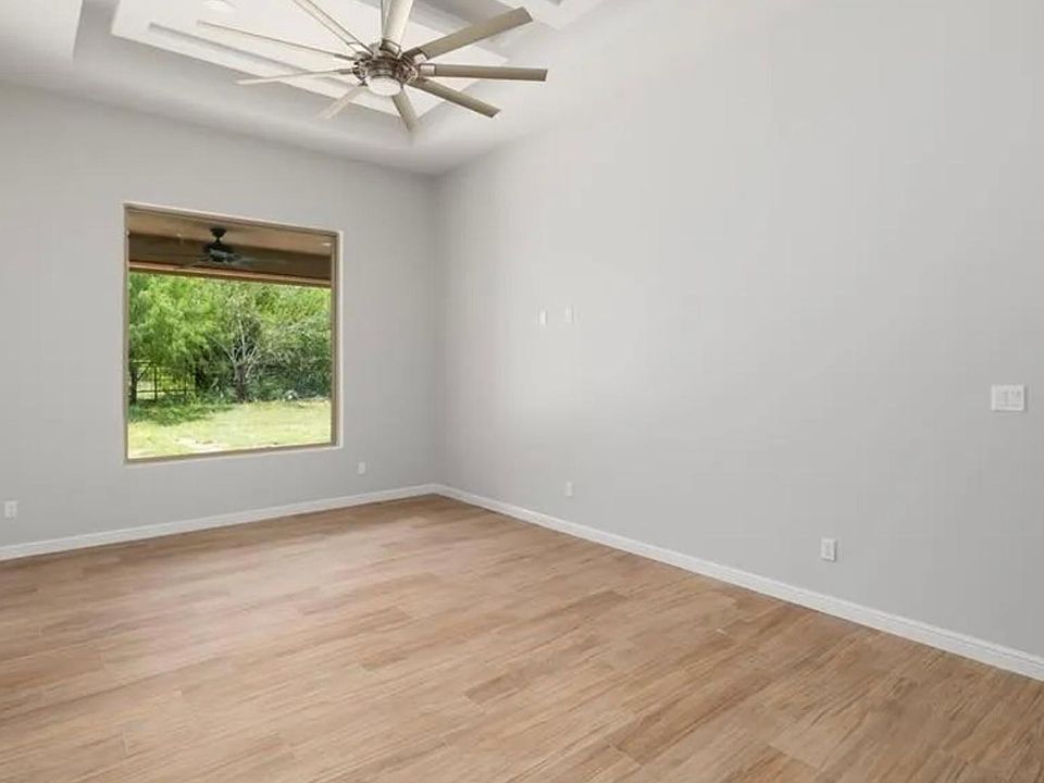 2nd image of 5003 Aguajito St