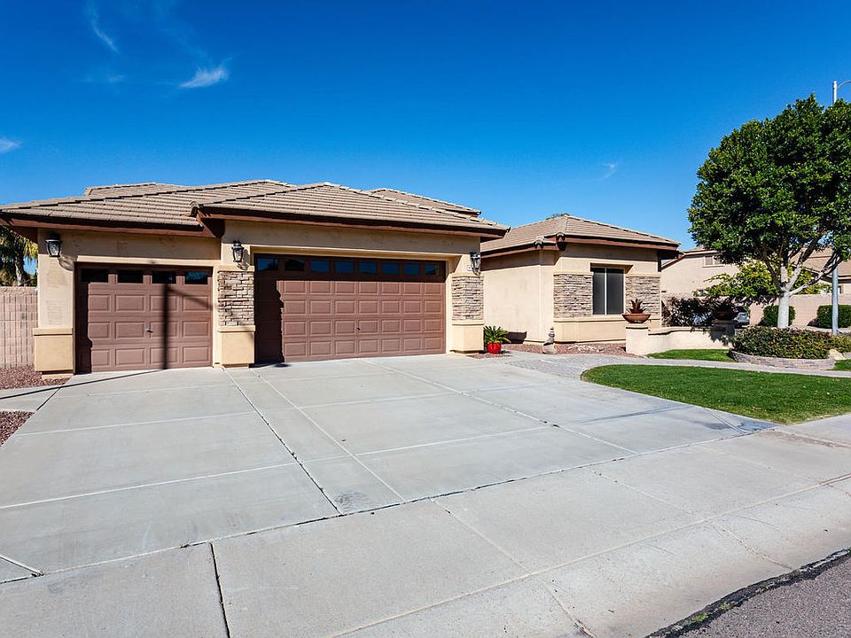 1st image of 8062 W Sands Dr