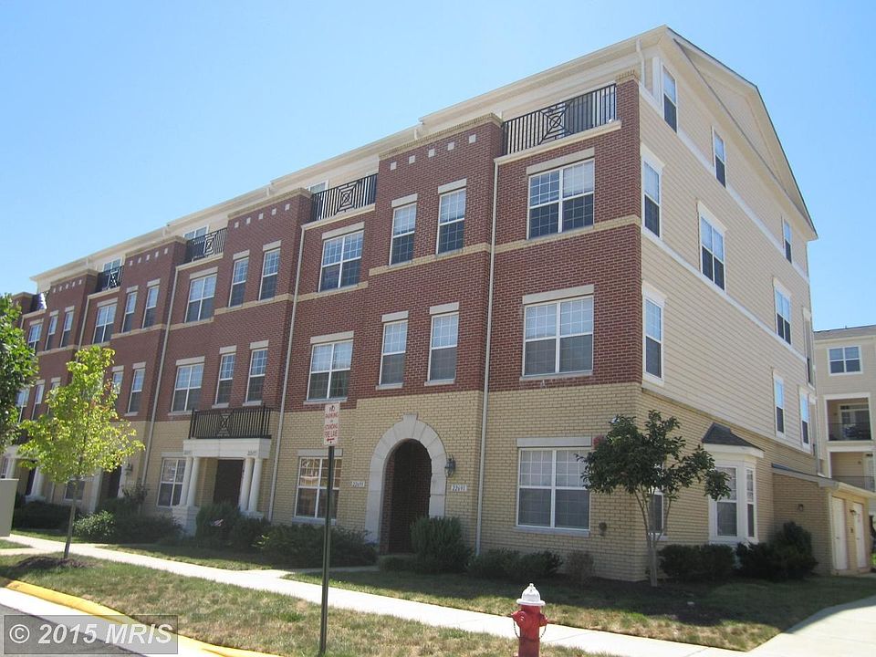 Exterior (Front)