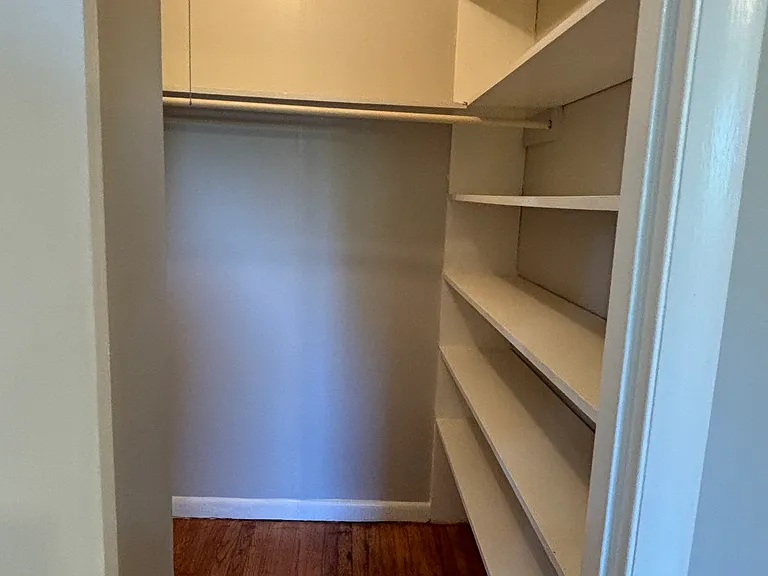 811 Springwood Ave #1 — Photo 14