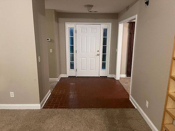 2nd image of 1810 N Leah Ln