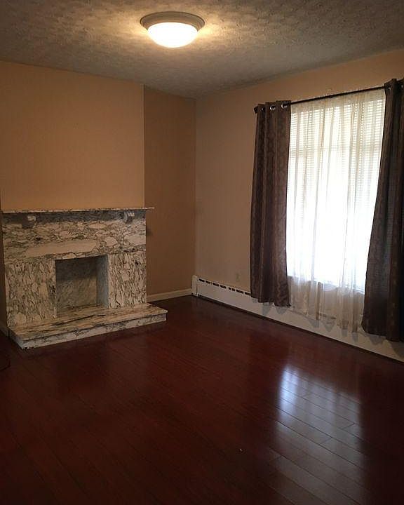 1st image of 2430 Saranac Ave
