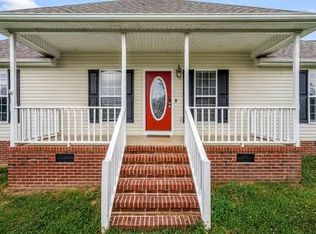 15 Parkview Dr, Fayetteville, TN 37334