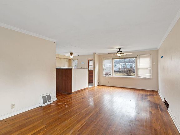 3rd image of 10532 Druid Dr