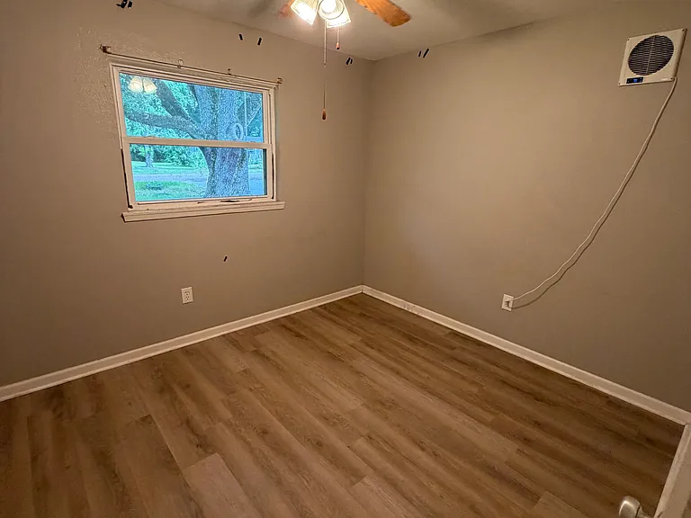 11085 Chalice Dr — Photo 6
