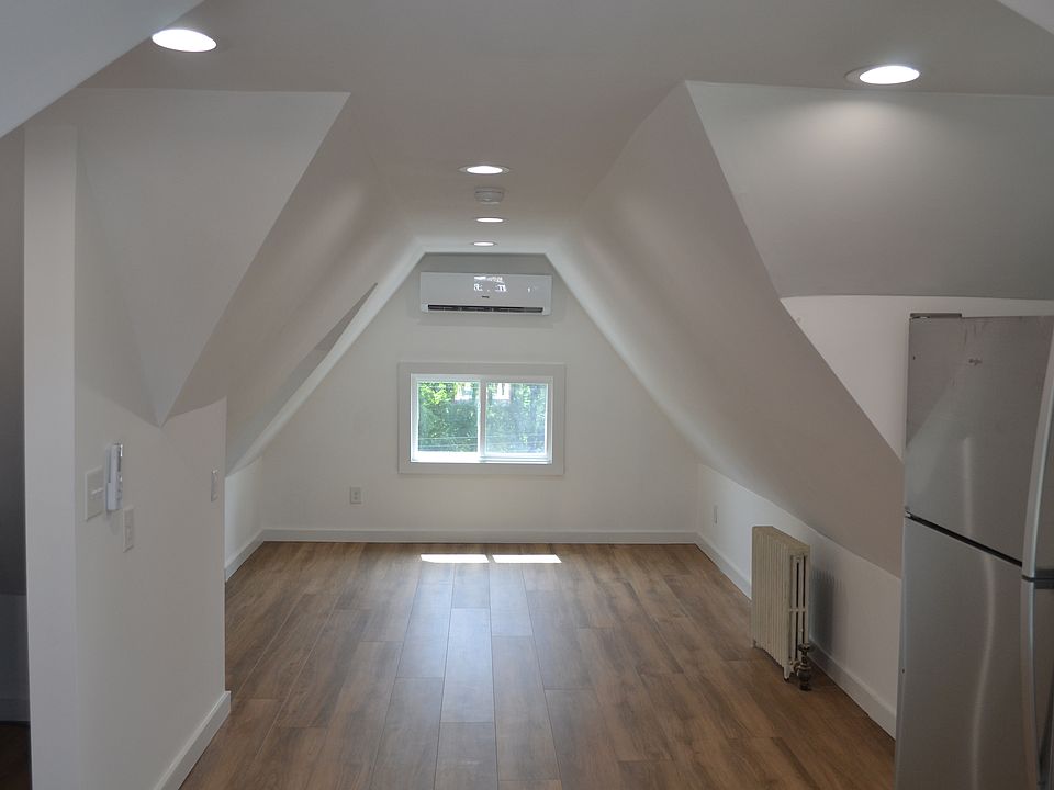 1st image of 436 Cornelia St #3