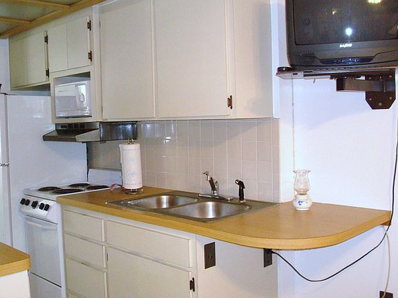 2nd image of 20865 Haulover Cv Unit 9
