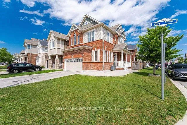 4 bed, $3,550 — Photo 2