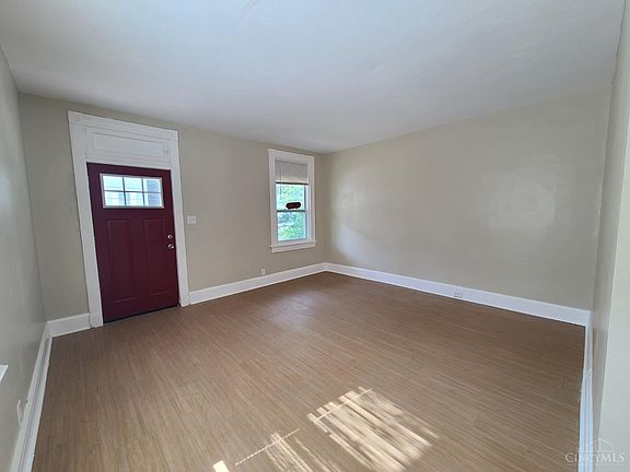 5th image of 1810 Lincoln Ave