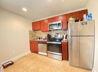 1724 Master St #D, Philadelphia, PA 19121