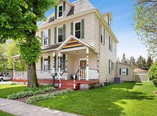 1380 Benton St, Crete, IL 60417