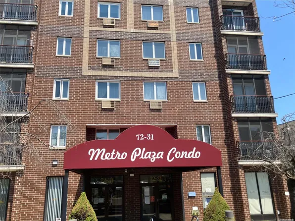 72-31 Metropolitan Avenue #2E, Middle Village, NY 11379