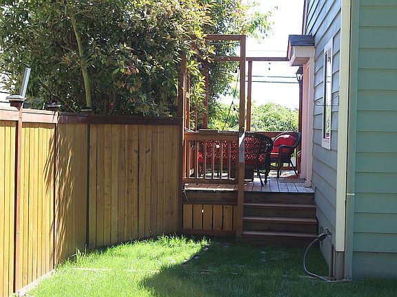 5th image of 3312 N Shirley St