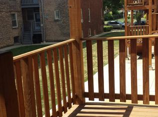 146 N Humphrey Ave #G1, Oak Park, IL 60302