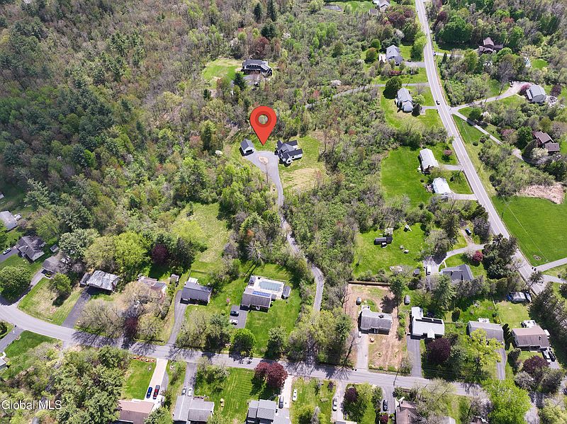4th image of 45 Onderdonk Road