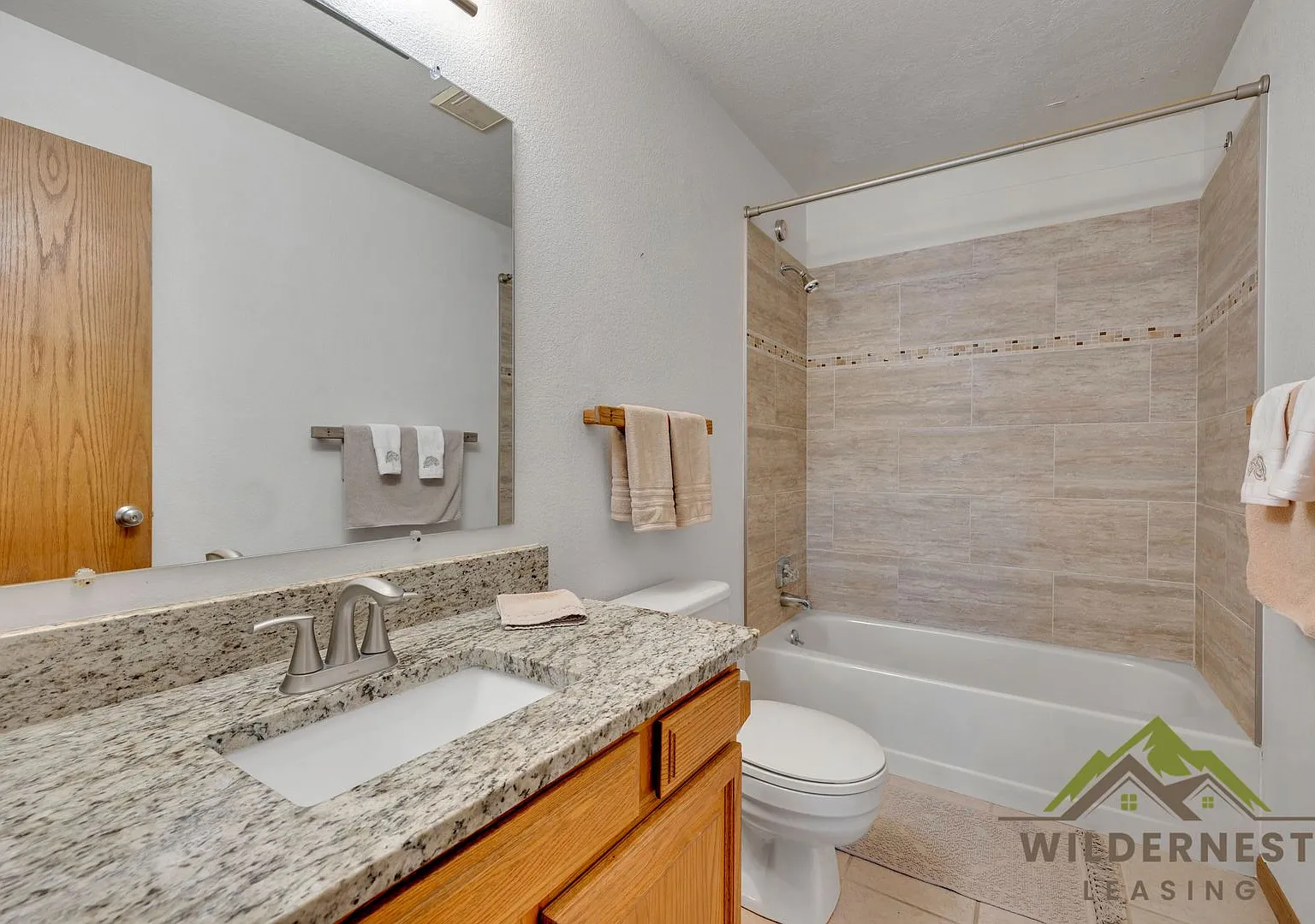 Winter Rental- Beautiful 2 bed/2 Bath Buffalo Village Condo — Photo 2