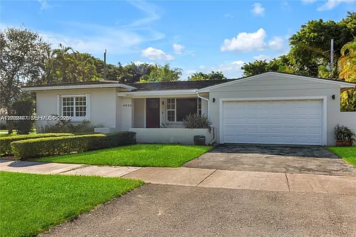 4930 Riviera Dr Photo 1