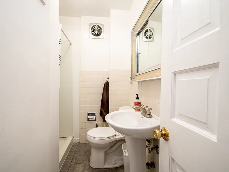 1405 W Barker Ave — Photo 7