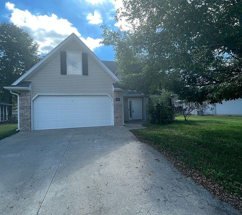 1st image of 802 Ames Dr
