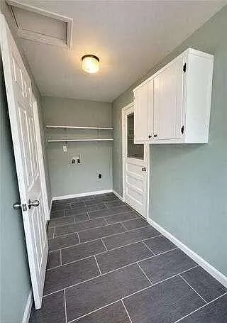 4093 Hideaway Dr — Photo 9