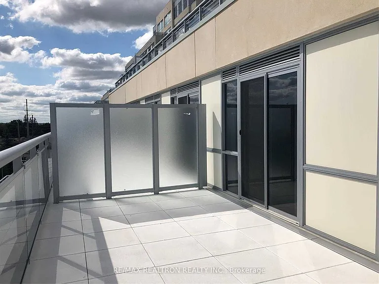 9199 Yonge St #416 — Photo 11