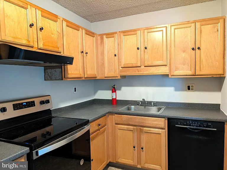822 Putnam Blvd #A — Photo 15