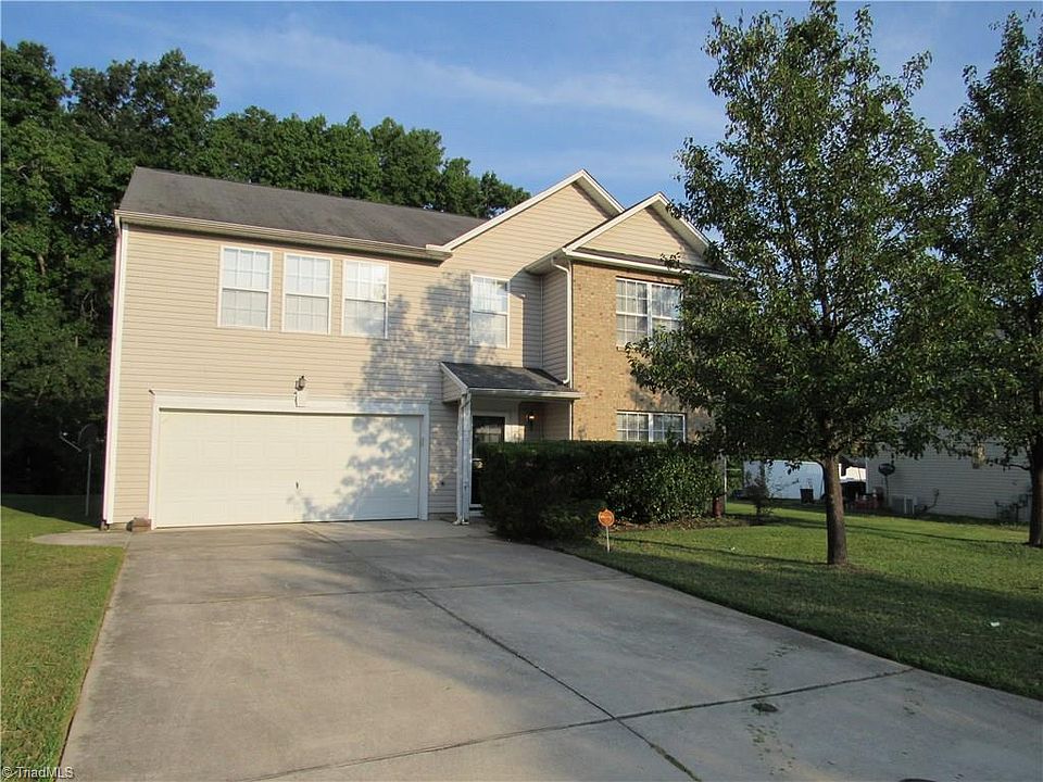 1st image of 2104 Lannigan Dr