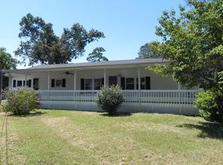 188 Hollywood Dr, Rossville, GA 30741