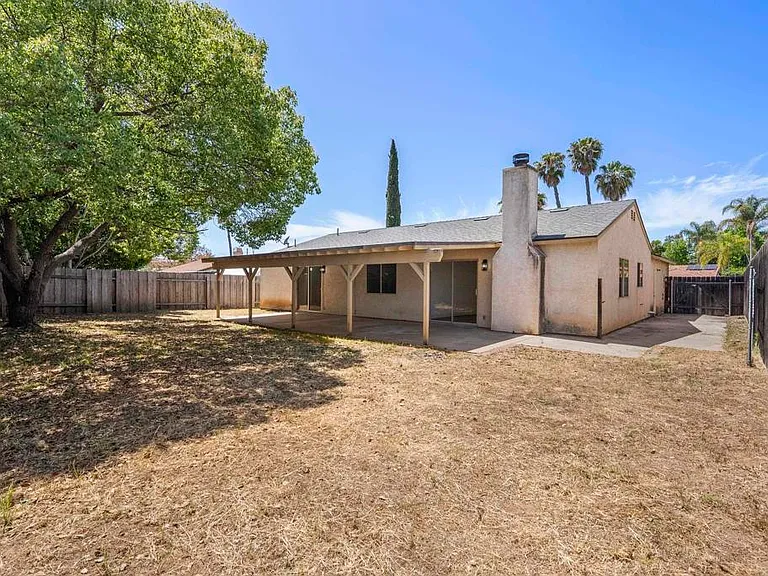 1726 Katy Pl — Photo 21
