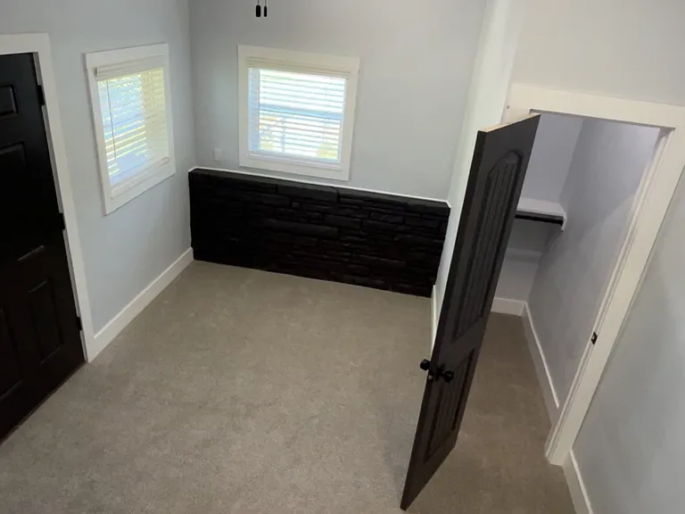 1614 Steele St — Photo 18