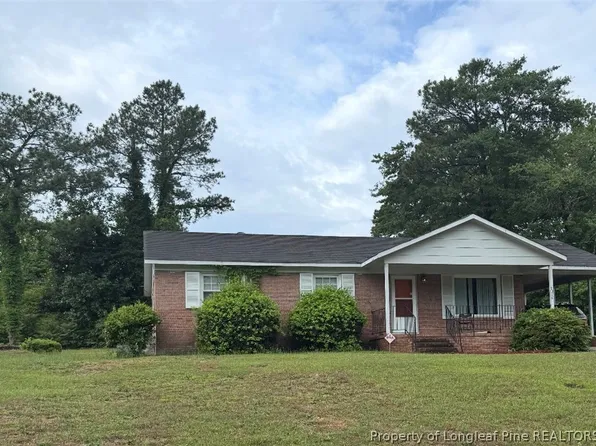 7314 Hyannis Dr, Fayetteville, NC 28304