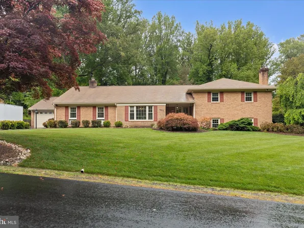 10205 Old Hunt Rd, Vienna, VA 22181