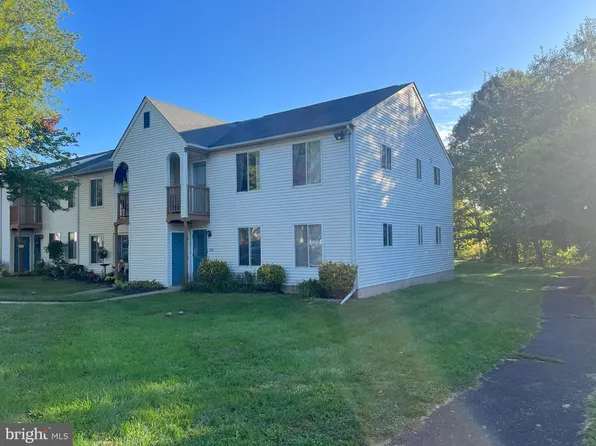 13A Kittery Ct #A, Sellersville, PA 18960