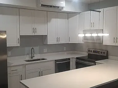 1030 Park Rd NW #5 — Photo 3