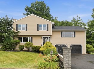85 Geraldine Drive, Naugatuck, CT 06770