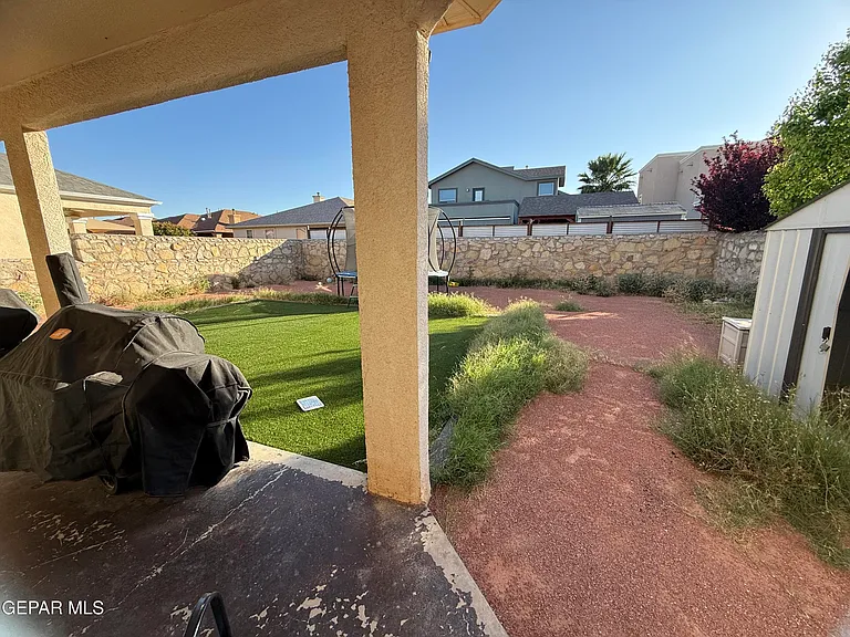 11333 Manuel Moreno Dr — Photo 20