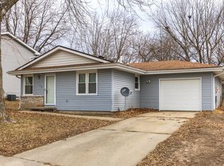 1270 Hardin Dr, Carlisle, IA 50047